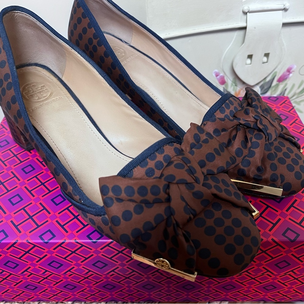 Tory Burch Bow Accent Polka Dot Chunky Heel